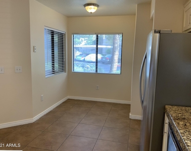 15252 N 100th Street - Photo Thumbnail 22