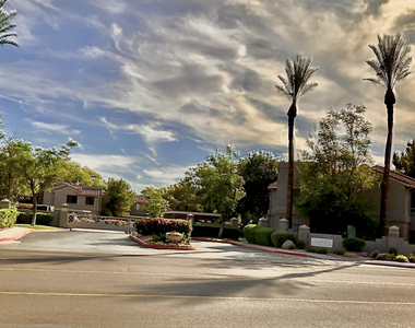 15252 N 100th Street - Photo Thumbnail 31