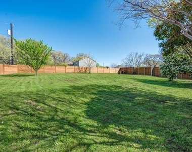 304 Oak Drive - Photo Thumbnail 25
