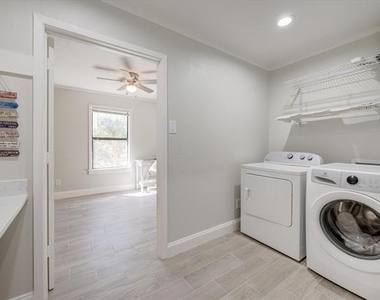 304 Oak Drive - Photo Thumbnail 23