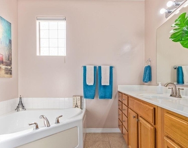 54 Northridge Circle - Photo Thumbnail 14