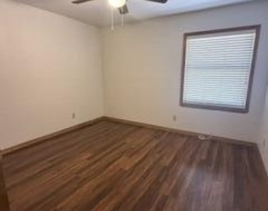 6445 E Wildcat Drive - Photo Thumbnail 7