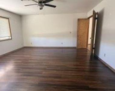 6445 E Wildcat Drive - Photo Thumbnail 12