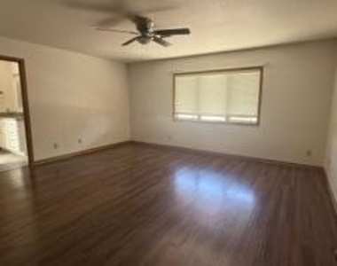 6445 E Wildcat Drive - Photo Thumbnail 8