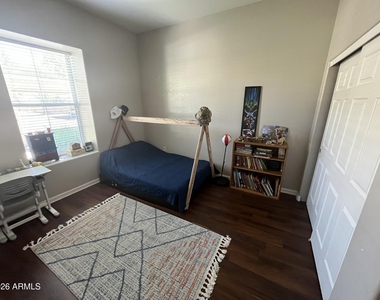 14575 W Mountain View Boulevard - Photo Thumbnail 4