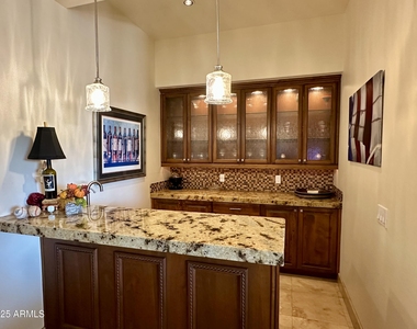 5711 W Linda Lane - Photo Thumbnail 10