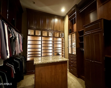 5711 W Linda Lane - Photo Thumbnail 27