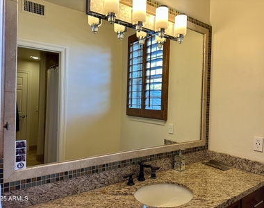 5711 W Linda Lane - Photo Thumbnail 18