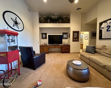 5711 W Linda Lane - Photo Thumbnail 43