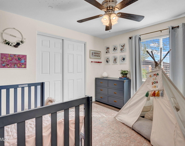 14446 N 40th Place - Photo Thumbnail 21