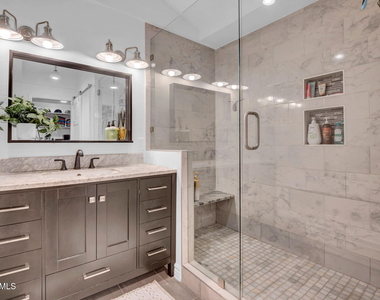 14446 N 40th Place - Photo Thumbnail 18