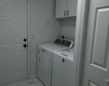 12403 N 87th St Street N - Photo Thumbnail 16
