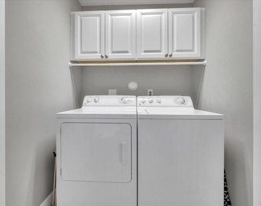 502 Del Sol Circle - Photo Thumbnail 28