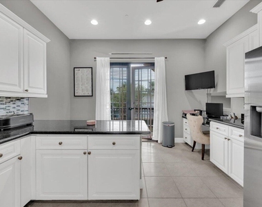 502 Del Sol Circle - Photo Thumbnail 19