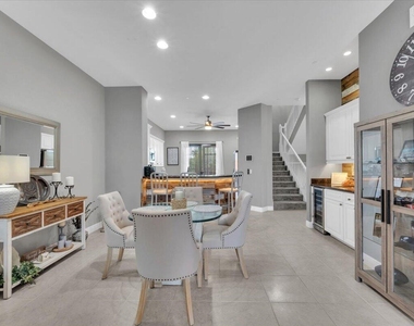 502 Del Sol Circle - Photo Thumbnail 9