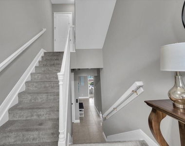 502 Del Sol Circle - Photo Thumbnail 25