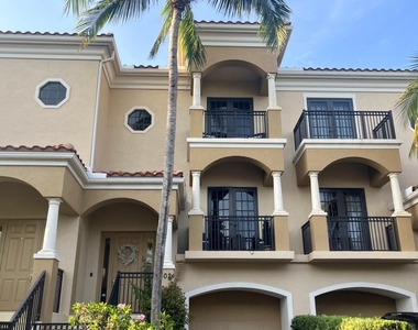 502 Del Sol Circle - Photo Thumbnail 2