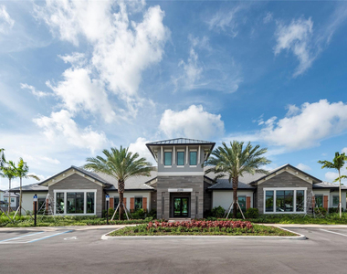 4412 Silverwood Lane S - Photo Thumbnail 28