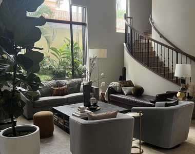 17921 Villa Club Way - Photo Thumbnail 13