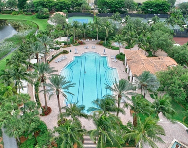 17921 Villa Club Way - Photo Thumbnail 60
