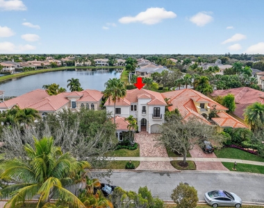 17921 Villa Club Way - Photo Thumbnail 49