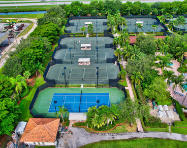 17921 Villa Club Way - Photo Thumbnail 61