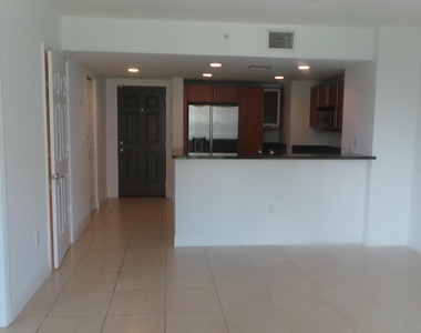 610 Clematis Street - Photo Thumbnail 3