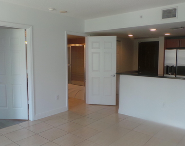 610 Clematis Street - Photo Thumbnail 2