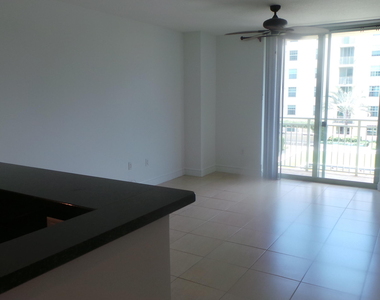 610 Clematis Street - Photo Thumbnail 4
