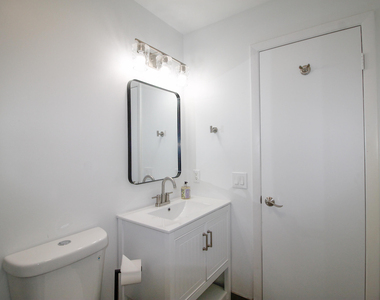 13055 Albright Court - Photo Thumbnail 11