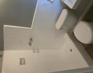 2850 Sw 1st Street - Photo Thumbnail 2