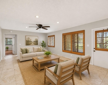 511 Shady Pine Way - Photo Thumbnail 2