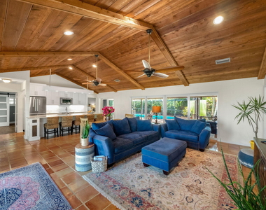 52 Birch Place - Photo Thumbnail 8