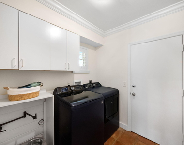 52 Birch Place - Photo Thumbnail 23