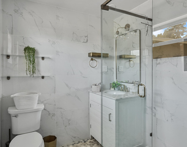 711 Sw 27th Way - Photo Thumbnail 21