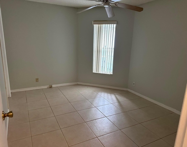 5165 Foxhall Pl - Photo Thumbnail 9