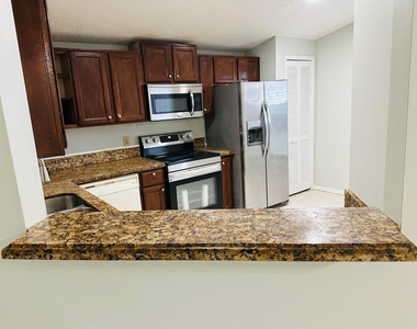 5165 Foxhall Pl - Photo Thumbnail 1