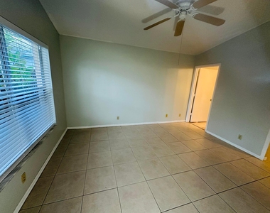 5165 Foxhall Pl - Photo Thumbnail 6