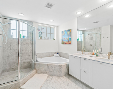 225 Ne 1st Street - Photo Thumbnail 25