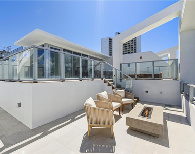 3100 N Ocean Drive - Photo Thumbnail 20