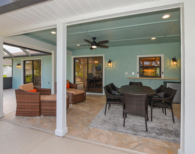 2411 Ne Pinecrest Lakes Boulevard - Photo Thumbnail 33