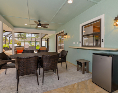 2411 Ne Pinecrest Lakes Boulevard - Photo Thumbnail 30