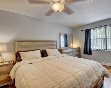 9316 Ketay Circle - Photo Thumbnail 19