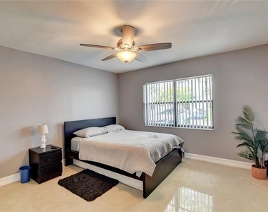 9316 Ketay Circle - Photo Thumbnail 5