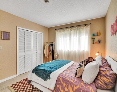 2190 Se 5th Street - Photo Thumbnail 15