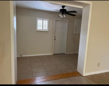 8682 Satalite Terrace - Photo Thumbnail 5