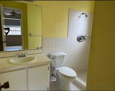8682 Satalite Terrace - Photo Thumbnail 10