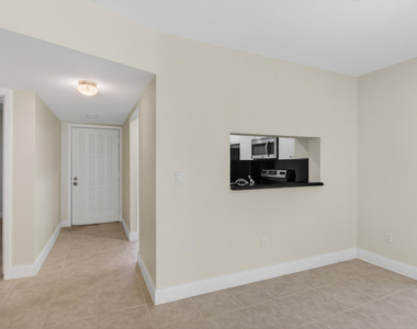 351 Club Circle - Photo Thumbnail 26