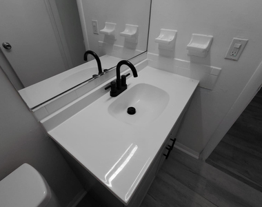 1300 Ne 3rd Street - Photo Thumbnail 14