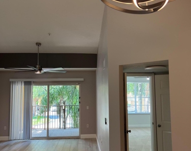 4220 San Marino Boulevard - Photo Thumbnail 7